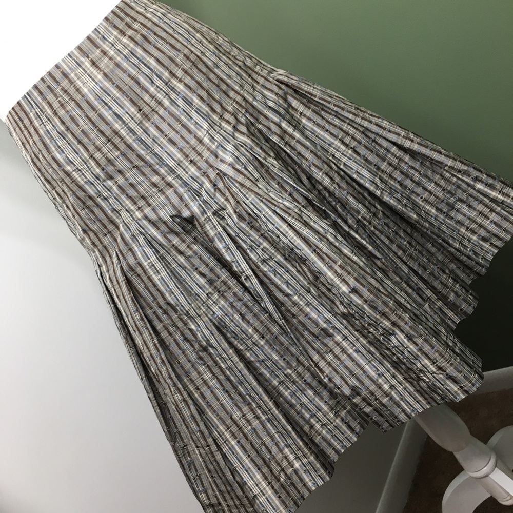 W by Worth | Fully Lined Skirt with Crinoline